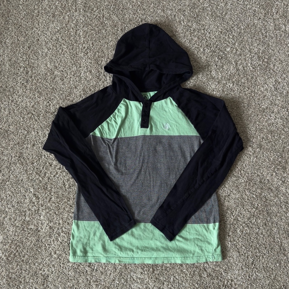 Volcom boys green black hooded long sleeve tee tshirt size Medium